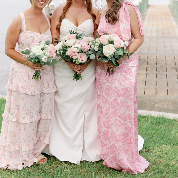 Elegant Pink One-Shoulder Dress - Picture 4 of 4